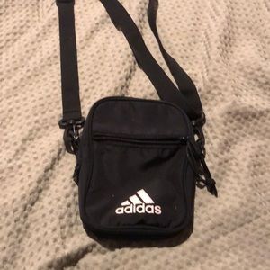 ADIDAS woman crossbody bag like new